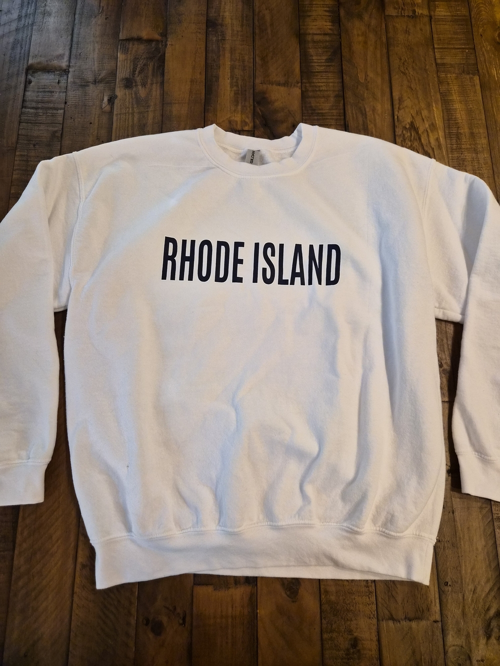 Gildan Heavy Blend Rhode Island Graphic Crewneck Sweatshirt White - Large